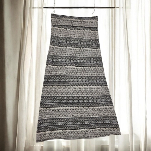 Lily Rose Dresses & Skirts - Lily Rose A Line Long Maxi Skirt Black/White Striped Stretch Foldover Waist